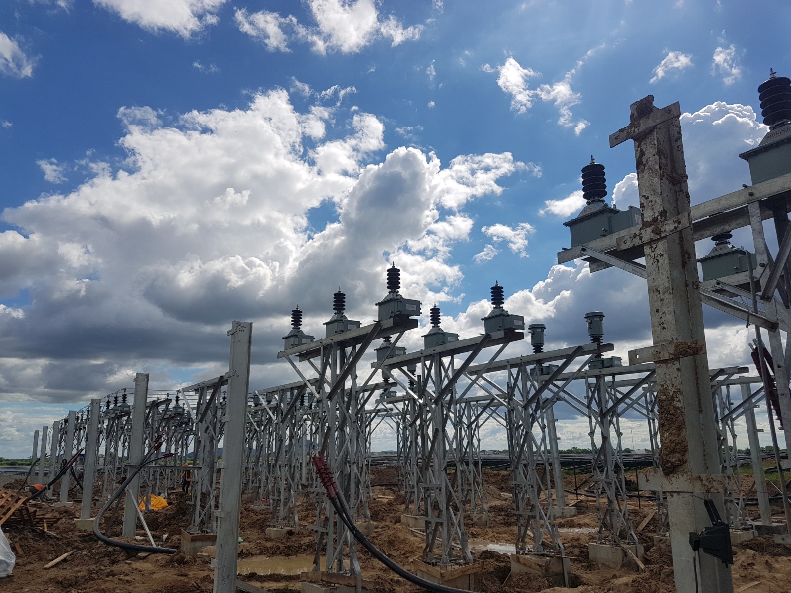 Site Engineering & Solar Field Ops